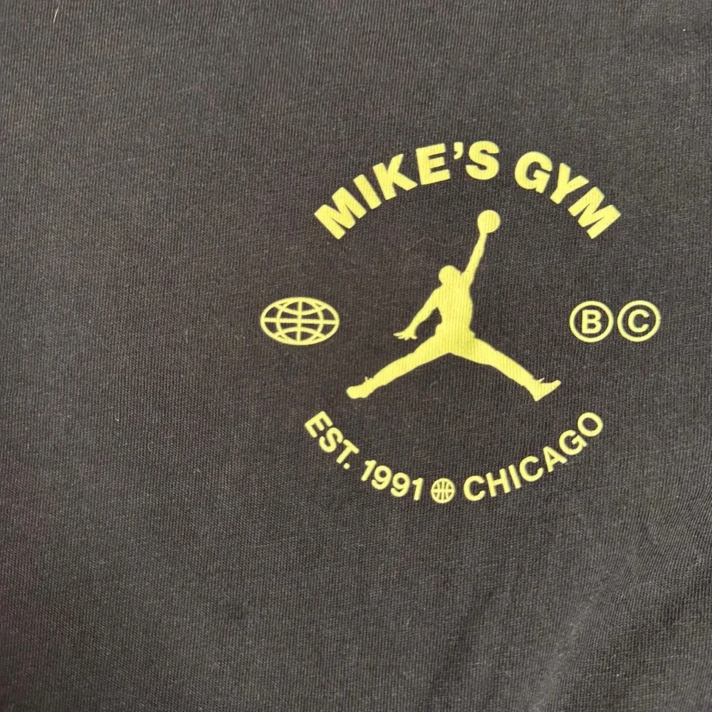 Jordan‎ Mike's Gym Breakfast Club Long Sleeve Graphic T-Shirt Black Large